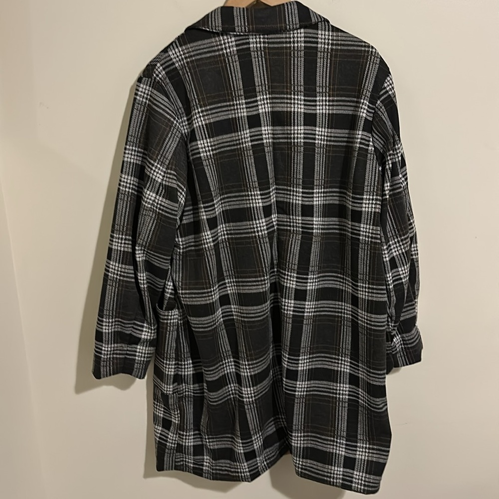 PHILOSOPHY Womens B&W Plaid Coat with Button Closure and Front Pockets Size 2X - Picture 7 of 7